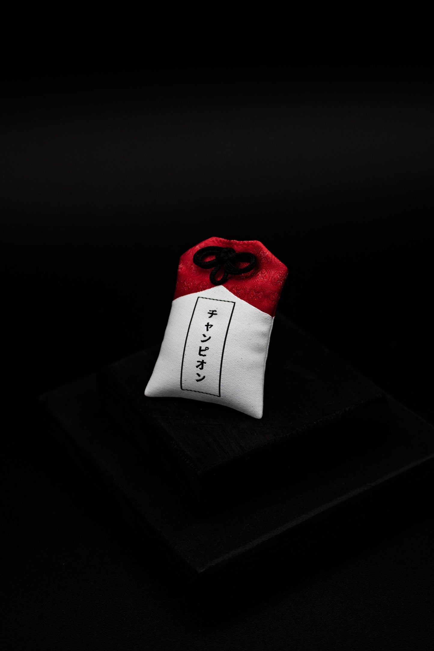 Omamori Marlboro Livery チャンピオン