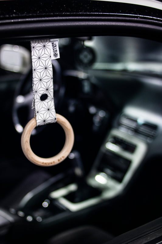 Tsurikawa Asanoha 麻の葉