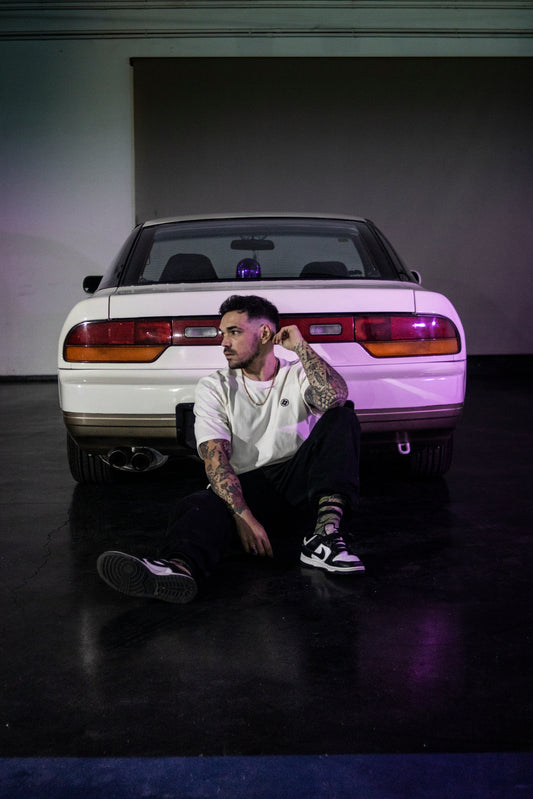 Camiseta Okure Kamon 家紋 Blanco Químico.